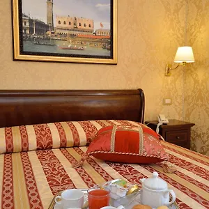 Residenza Goldoni Bed & Breakfast Venedig