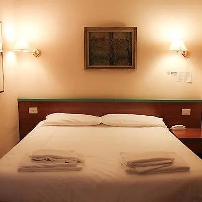 Hotel Center 3 Roma