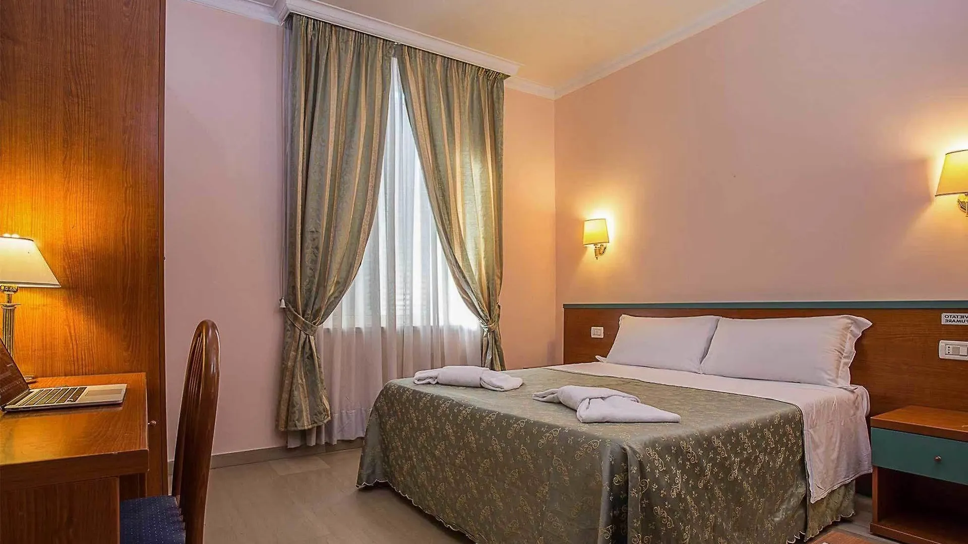 Hotel Center 3 Rome